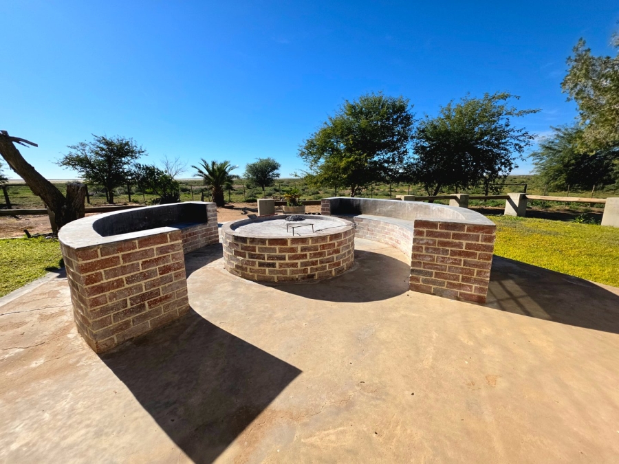 Commercial Property for Sale in Upington Rural Northern Cape